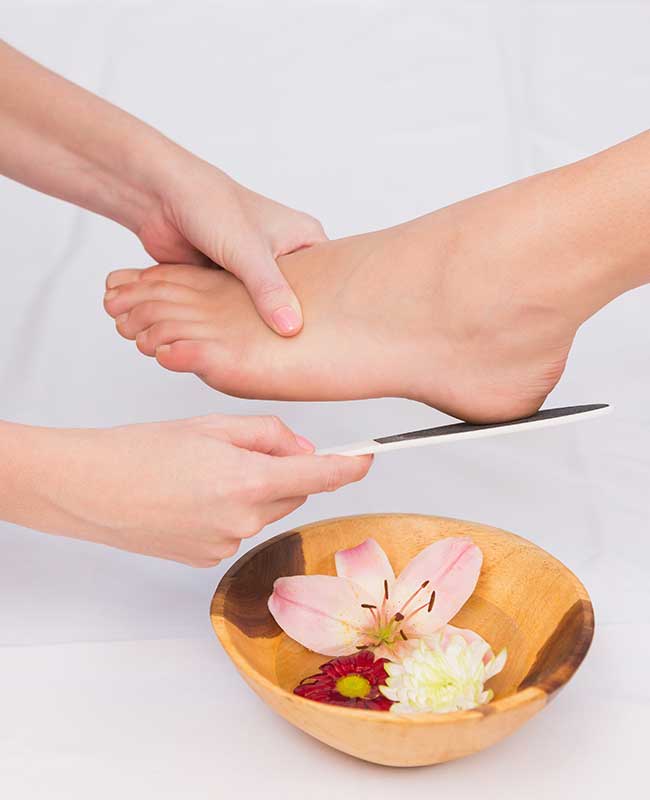 bloomienailspa_home_pedi